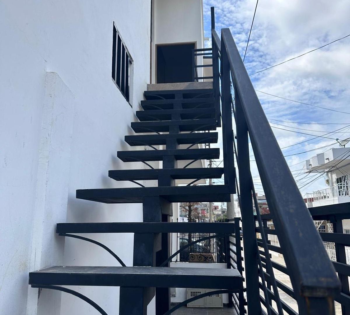 Amoblado Tipo Loft En Barrio La Campiña Cartagena